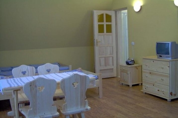 Polonia Privát Kościelisko, Exteriorul